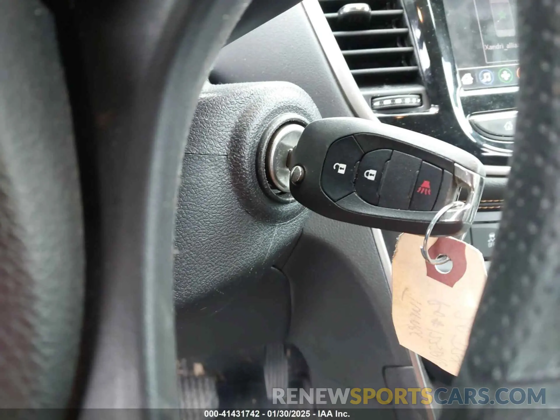 11 fotografías del automóvil dañado 3GNCJKSB0LL152282 CHEVROLET TRAX 2020