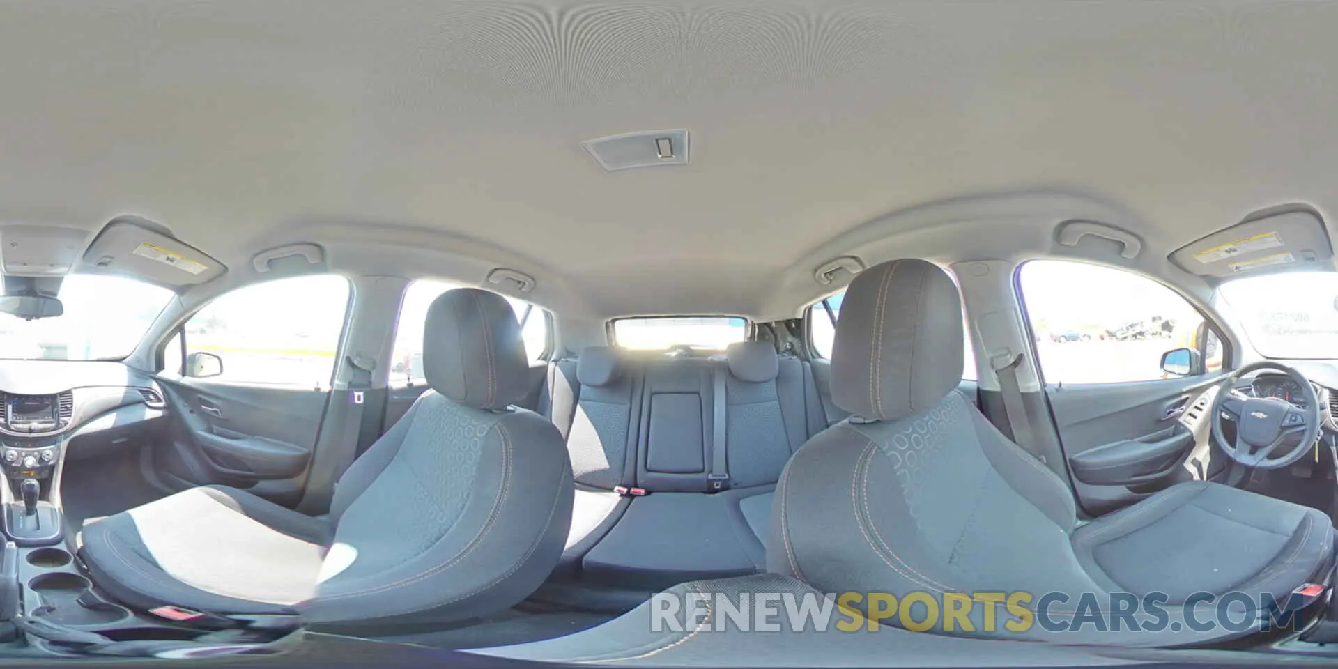 15 fotografías del automóvil dañado 3GNCJKSB1LL124569 CHEVROLET TRAX 2020