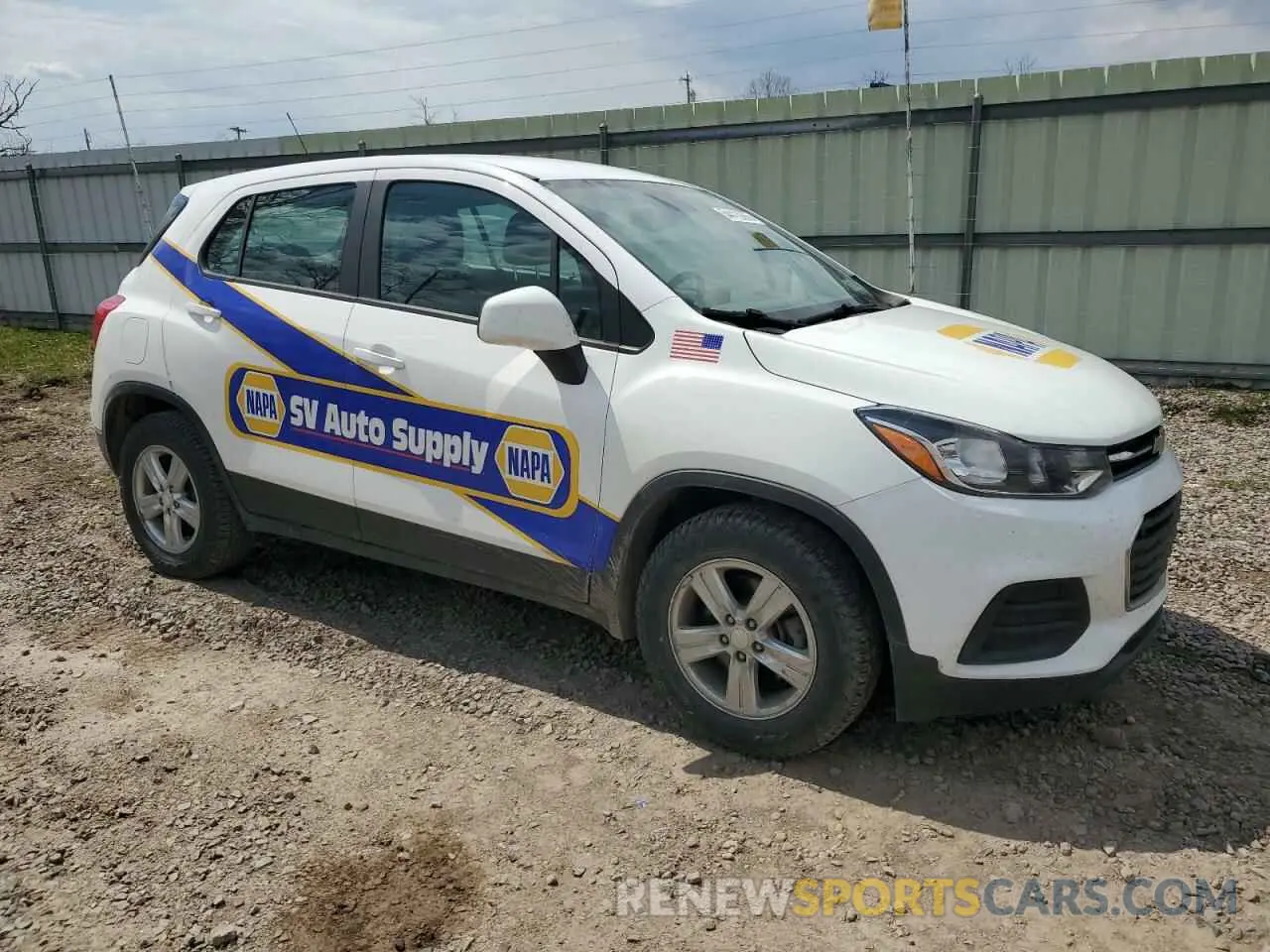 4 fotografías del automóvil dañado 3GNCJKSB1LL137404 CHEVROLET TRAX 2020