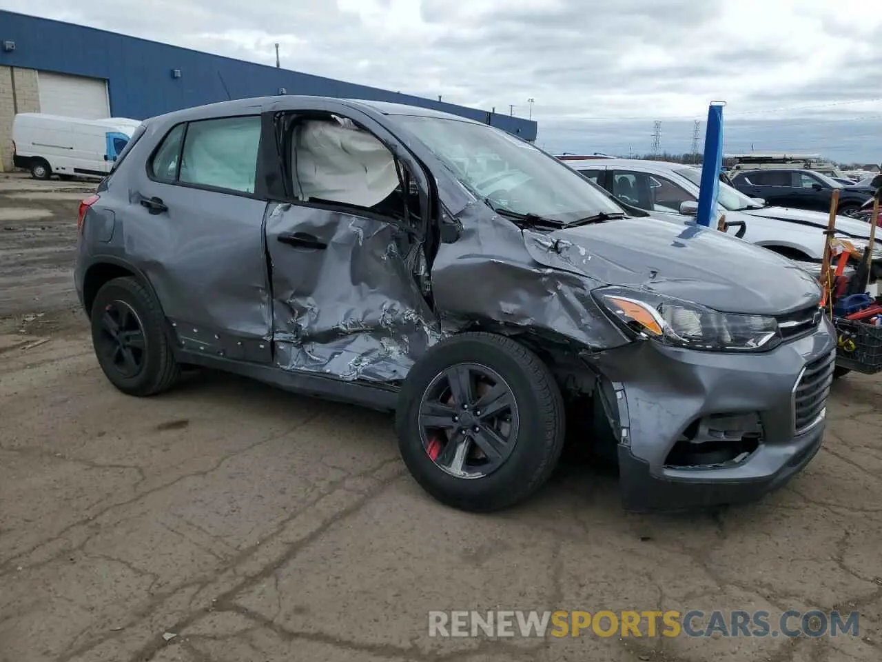 4 fotografías del automóvil dañado 3GNCJKSB1LL211212 CHEVROLET TRAX 2020