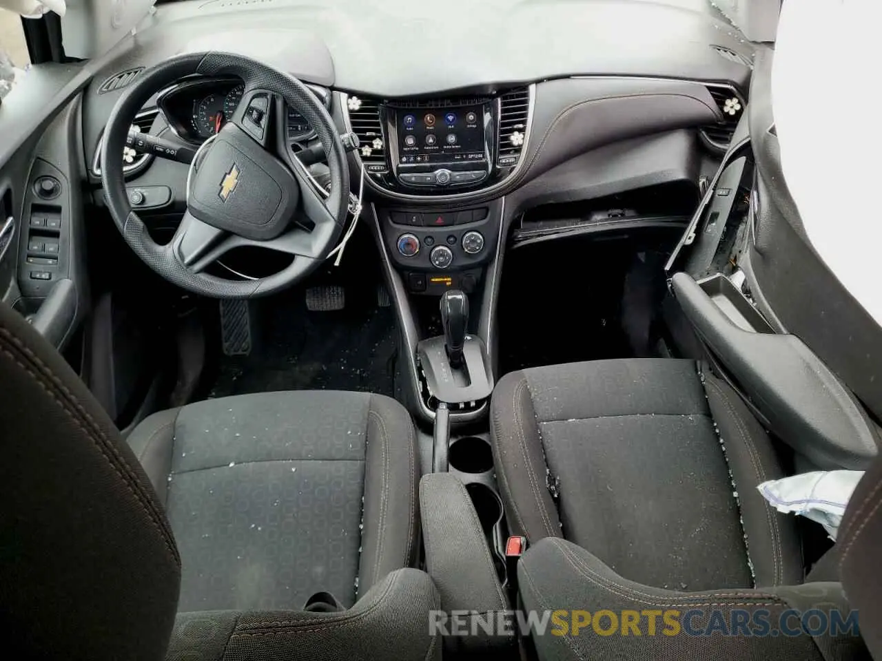 8 fotografías del automóvil dañado 3GNCJKSB1LL211212 CHEVROLET TRAX 2020