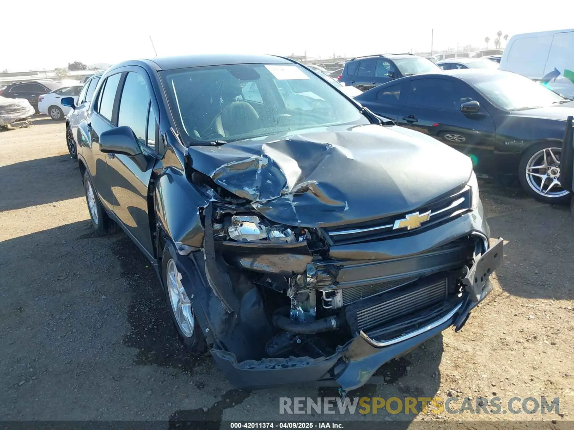 6 fotografías del automóvil dañado 3GNCJKSB1LL240323 CHEVROLET TRAX 2020