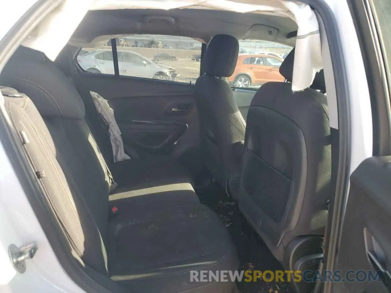 11 fotografías del automóvil dañado 3GNCJKSB1LL288971 CHEVROLET TRAX 2020