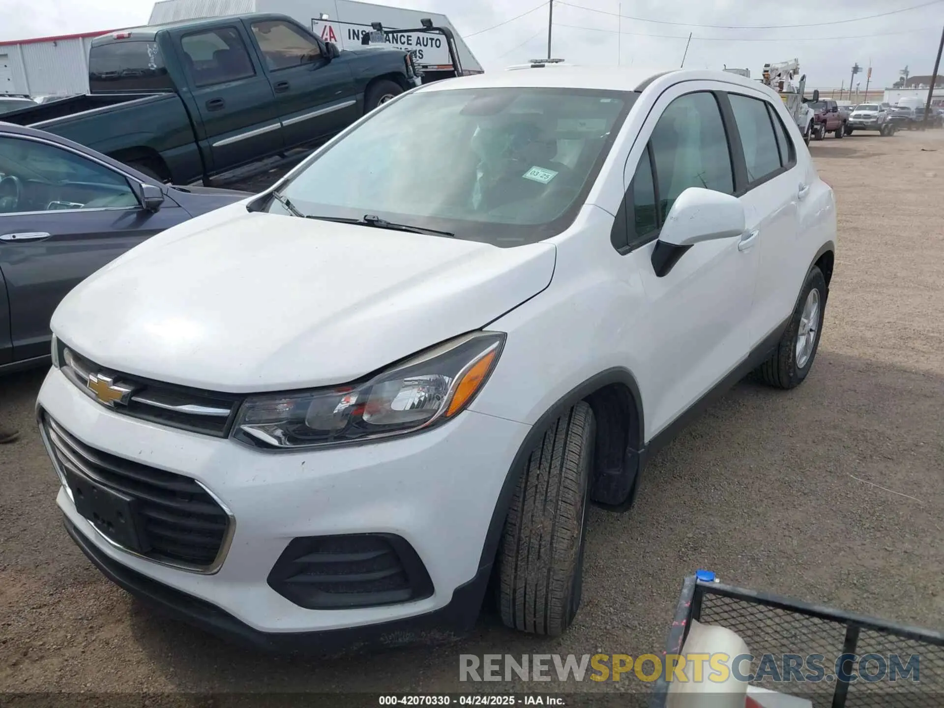 2 fotografías del automóvil dañado 3GNCJKSB2LL150095 CHEVROLET TRAX 2020