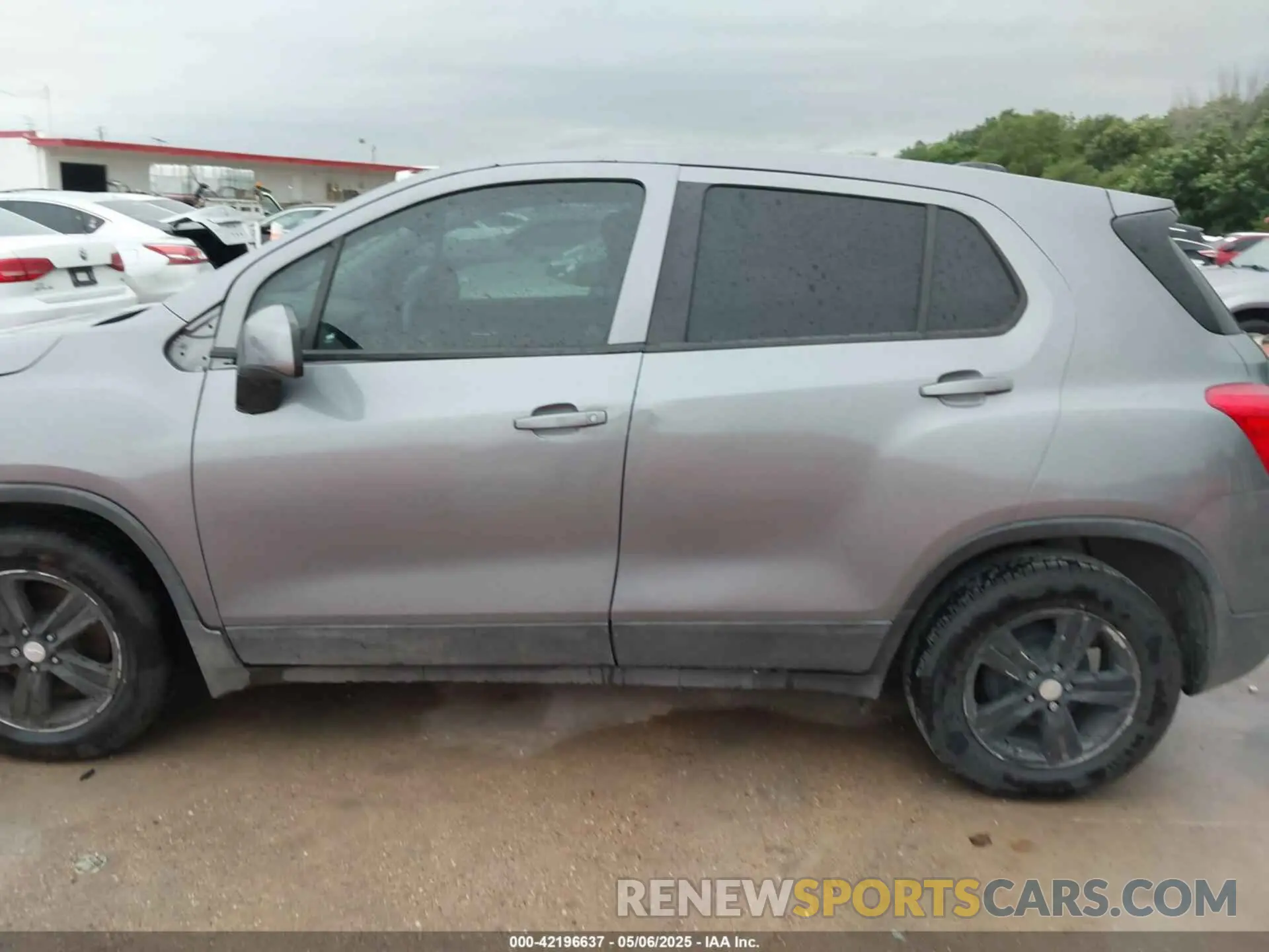 14 fotografías del automóvil dañado 3GNCJKSB2LL221800 CHEVROLET TRAX 2020