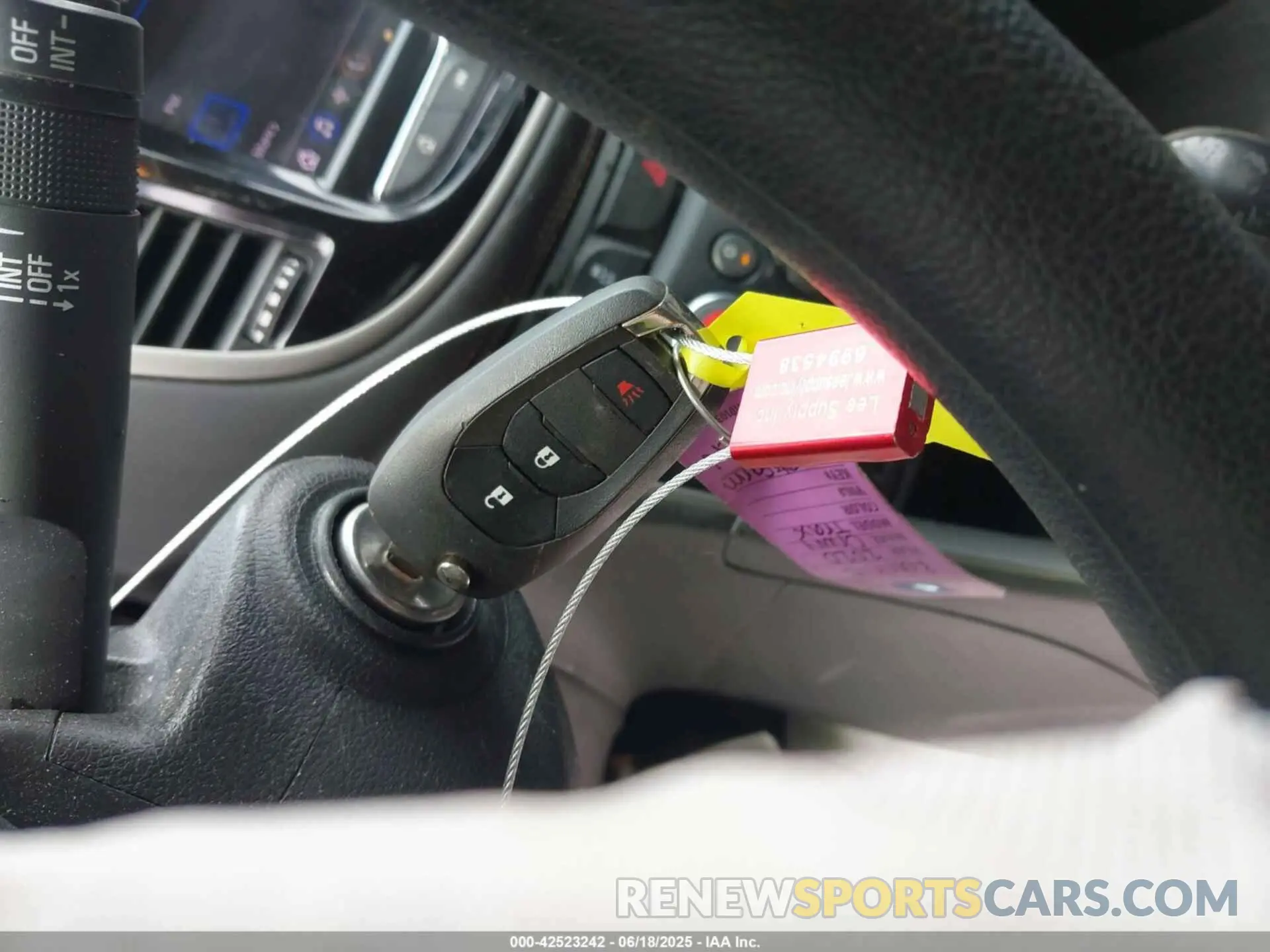 11 fotografías del automóvil dañado 3GNCJKSB3LL154785 CHEVROLET TRAX 2020