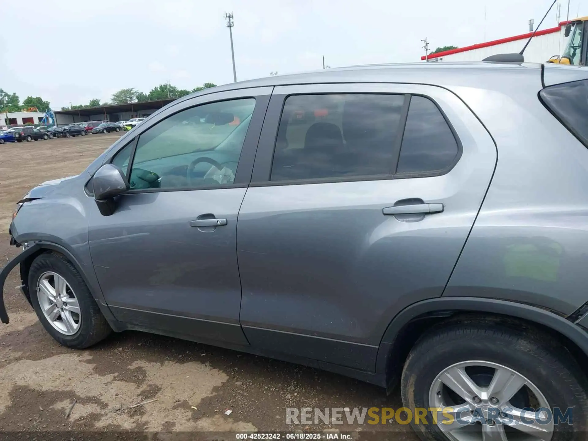 15 fotografías del automóvil dañado 3GNCJKSB3LL154785 CHEVROLET TRAX 2020