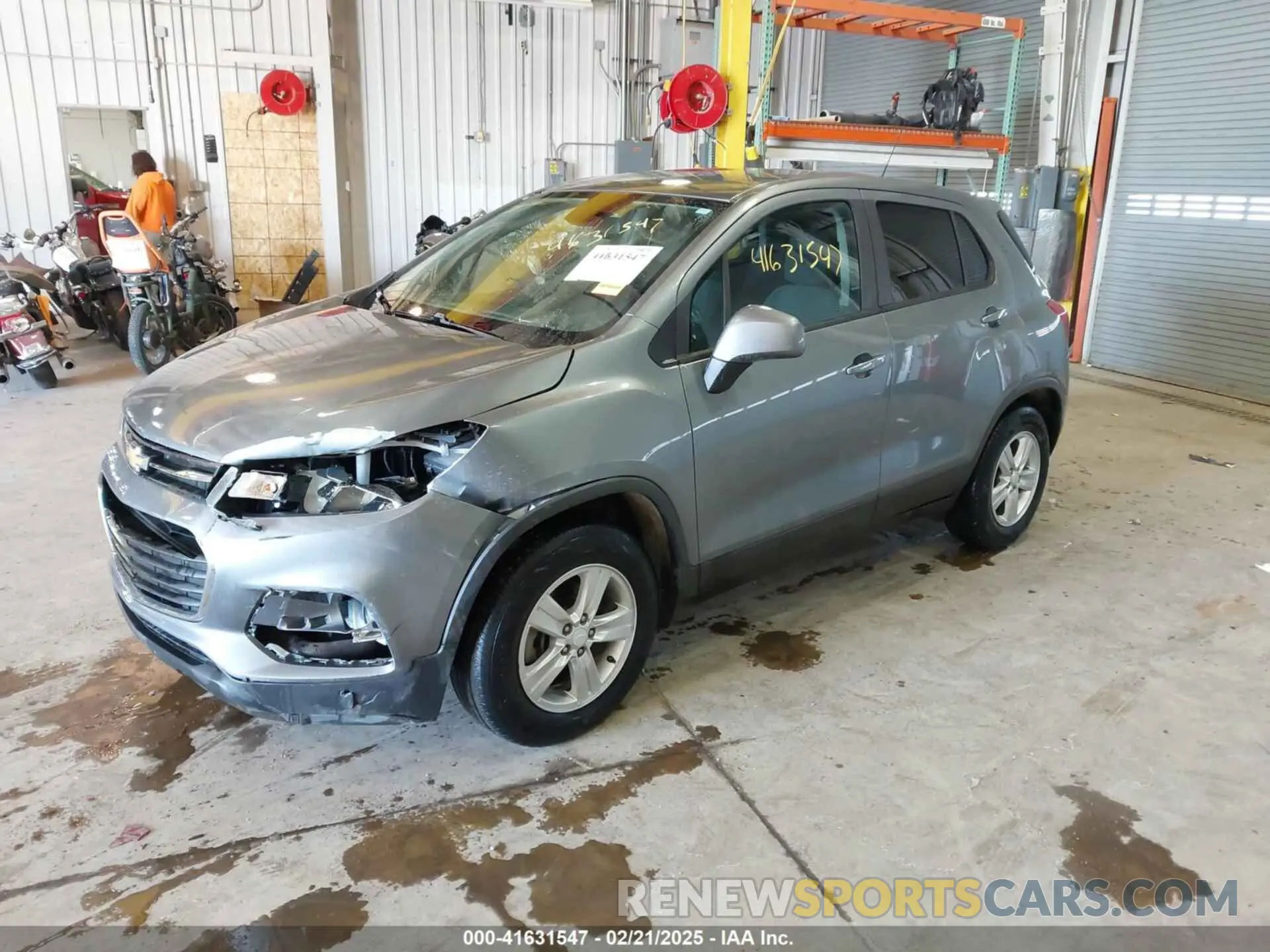 2 fotografías del automóvil dañado 3GNCJKSB3LL218100 CHEVROLET TRAX 2020