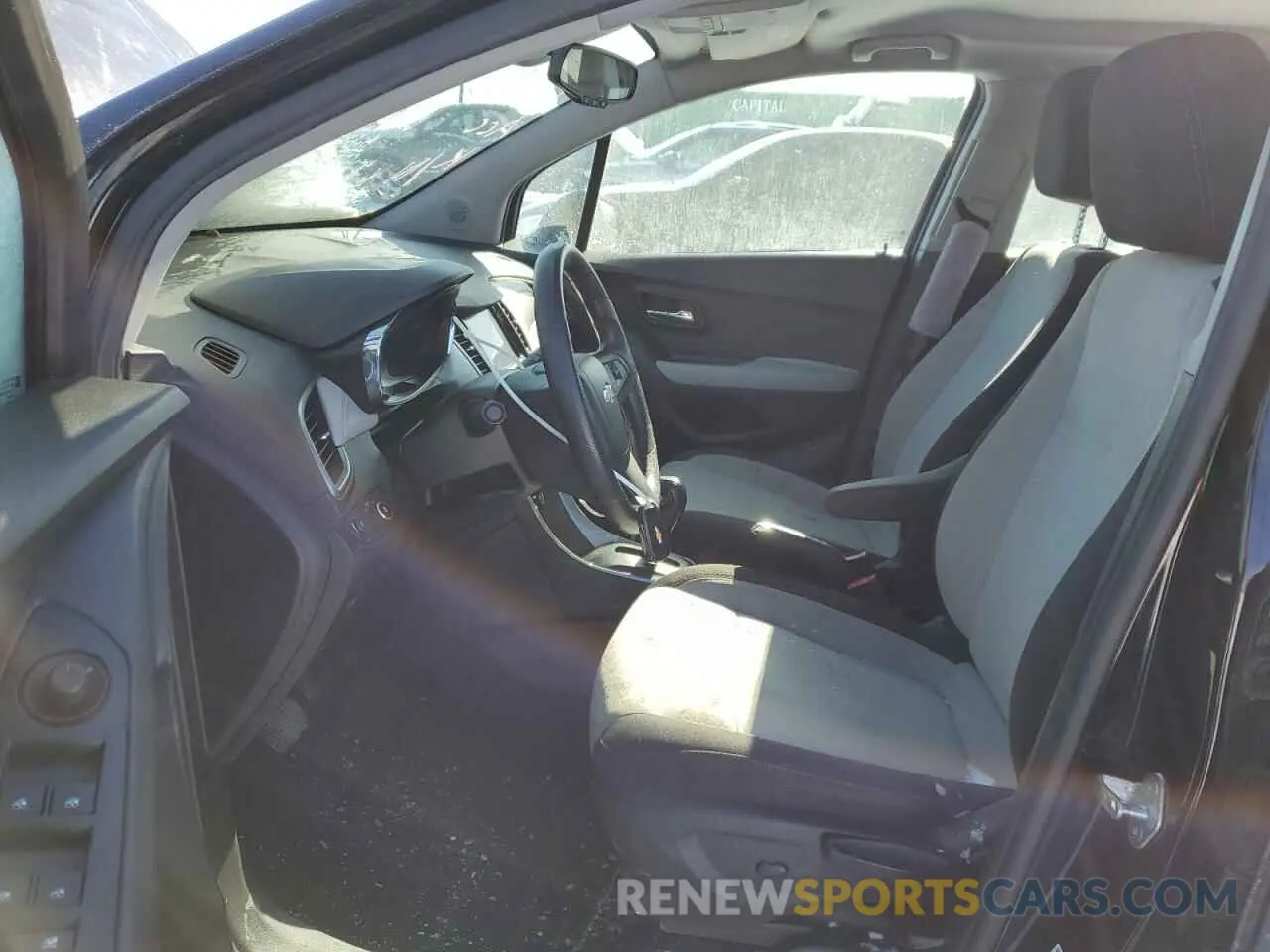 7 fotografías del automóvil dañado 3GNCJKSB3LL219117 CHEVROLET TRAX 2020