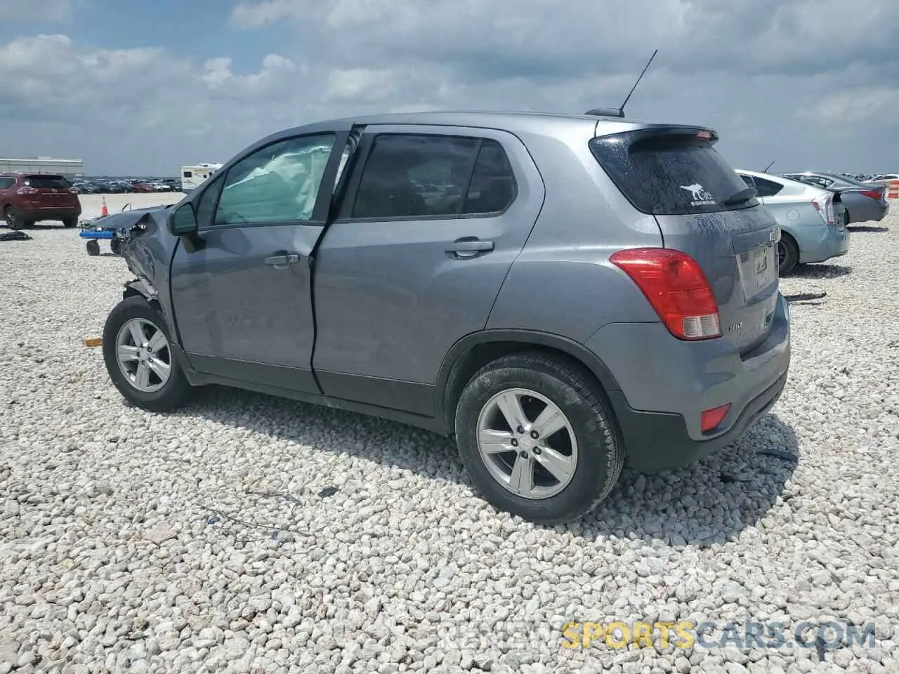 2 fotografías del automóvil dañado 3GNCJKSB4LL276409 CHEVROLET TRAX 2020