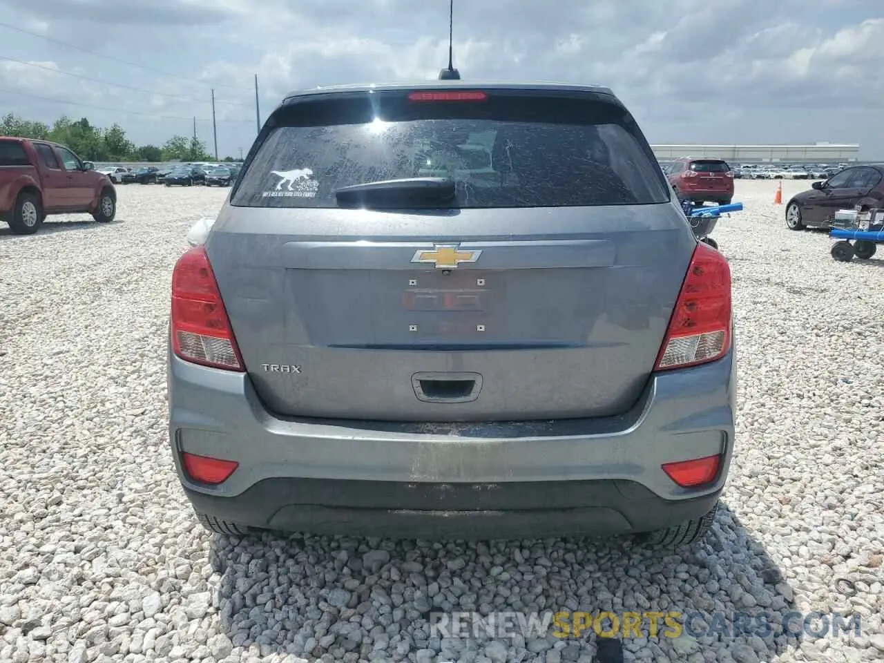 6 fotografías del automóvil dañado 3GNCJKSB4LL276409 CHEVROLET TRAX 2020