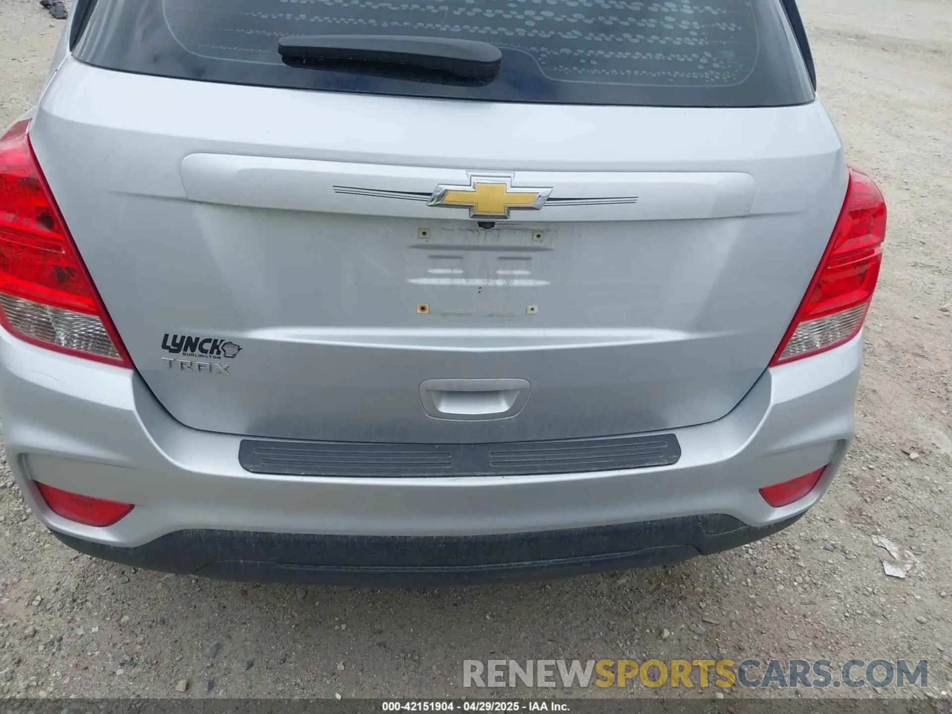 16 fotografías del automóvil dañado 3GNCJKSB4LL305522 CHEVROLET TRAX 2020