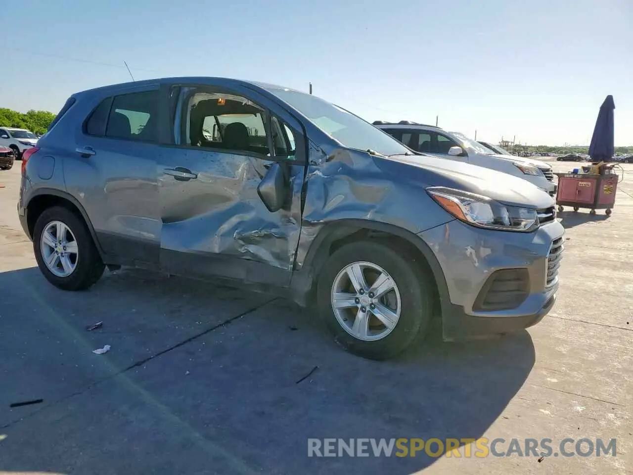 4 fotografías del automóvil dañado 3GNCJKSB5LL159079 CHEVROLET TRAX 2020