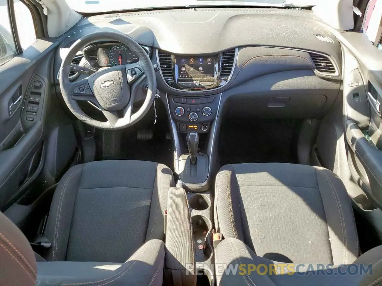 8 fotografías del automóvil dañado 3GNCJKSB5LL159079 CHEVROLET TRAX 2020