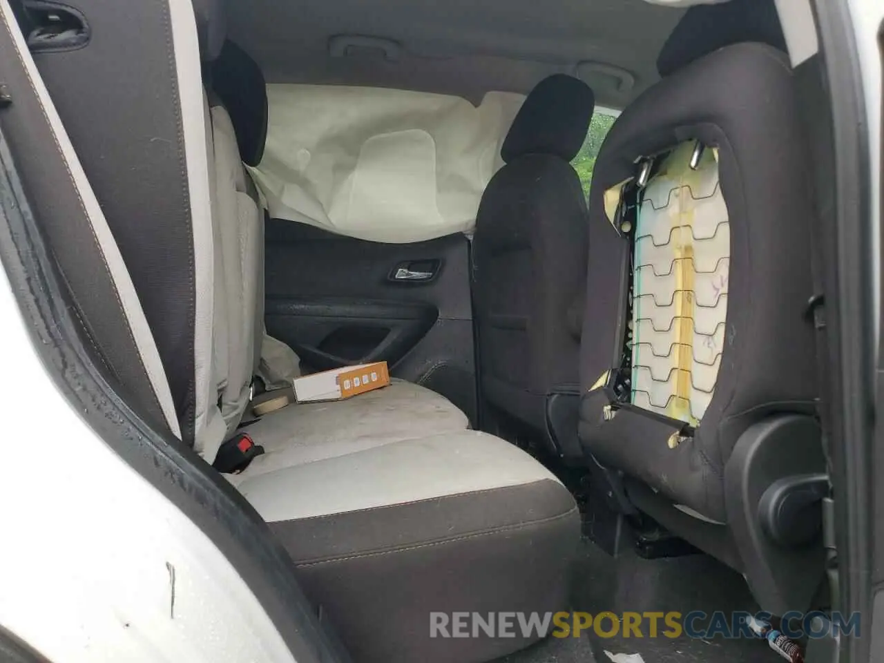 11 fotografías del automóvil dañado 3GNCJKSB5LL197427 CHEVROLET TRAX 2020
