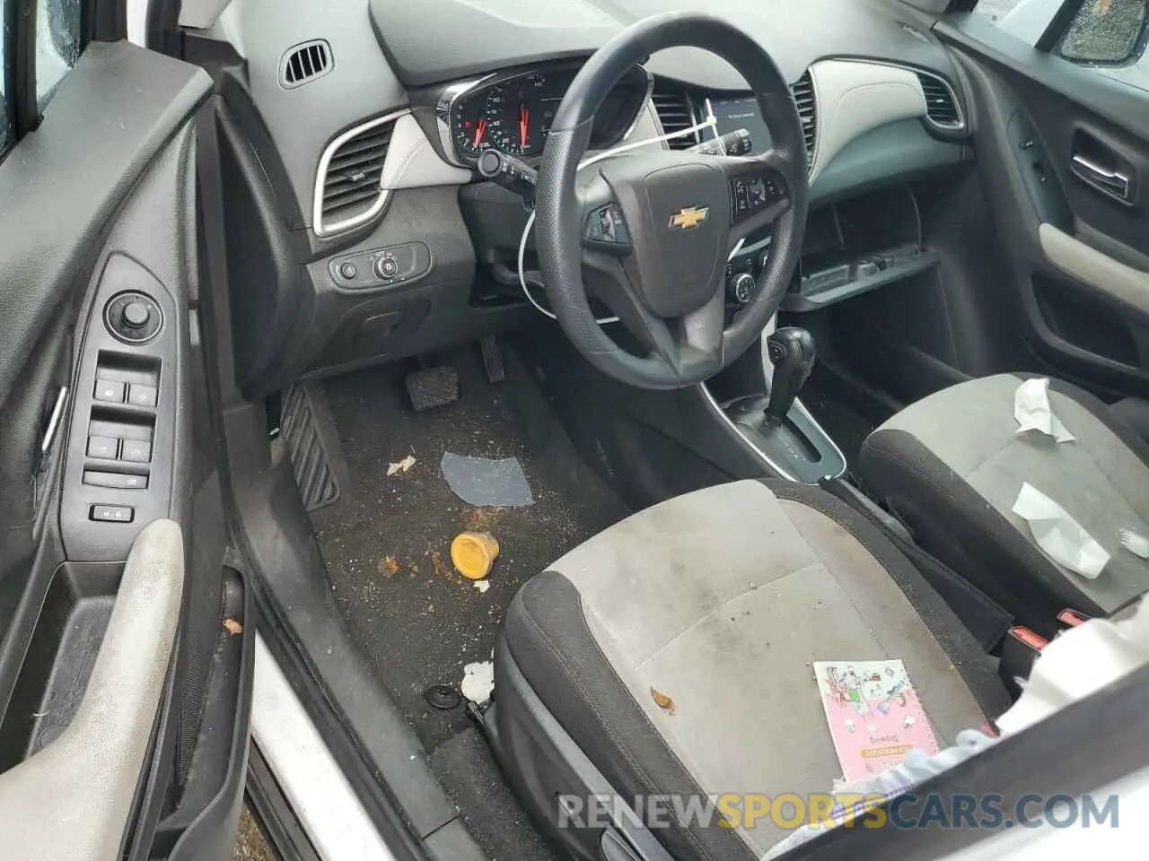 8 fotografías del automóvil dañado 3GNCJKSB5LL197427 CHEVROLET TRAX 2020