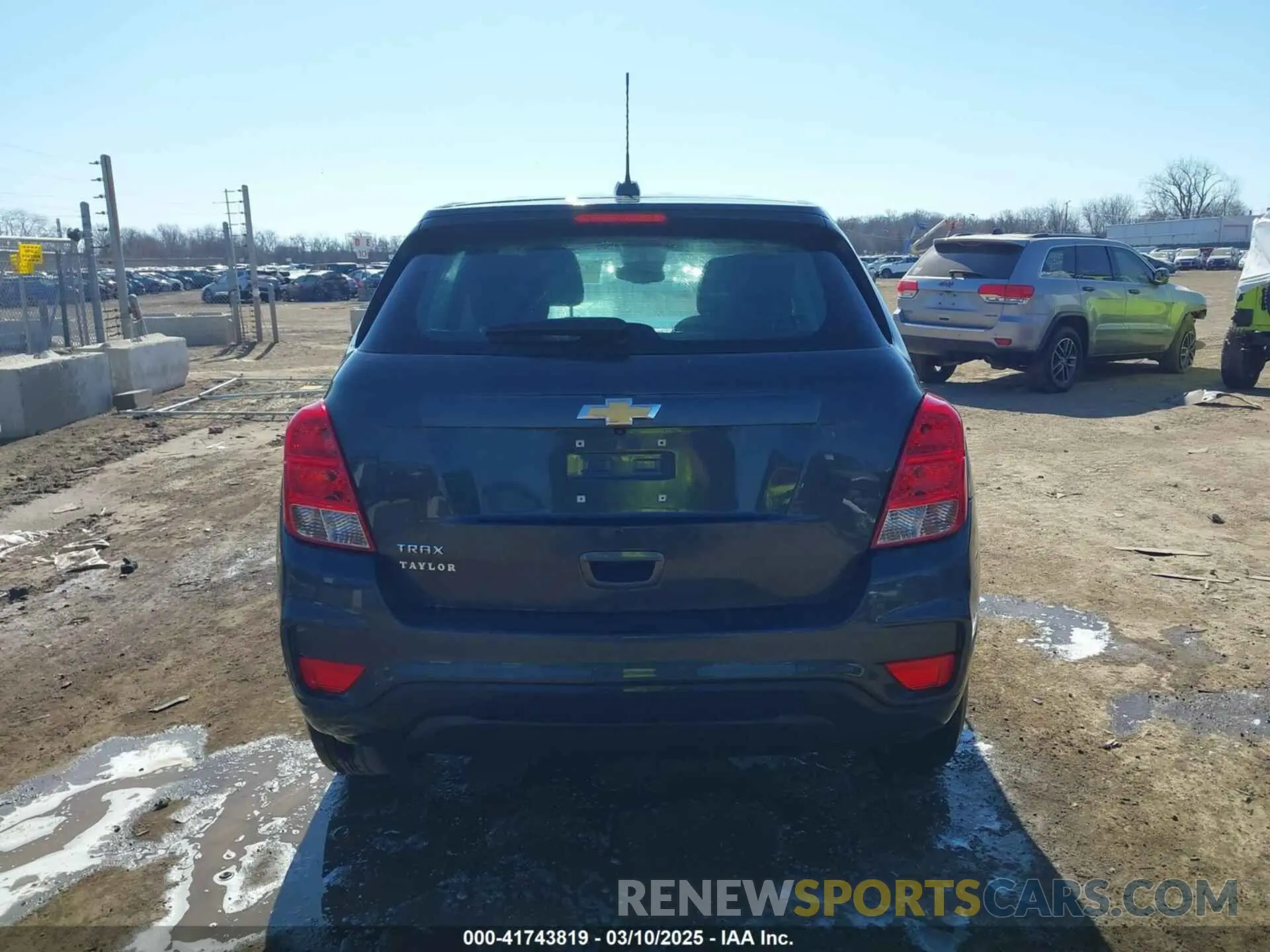 16 fotografías del automóvil dañado 3GNCJKSB6LL192172 CHEVROLET TRAX 2020