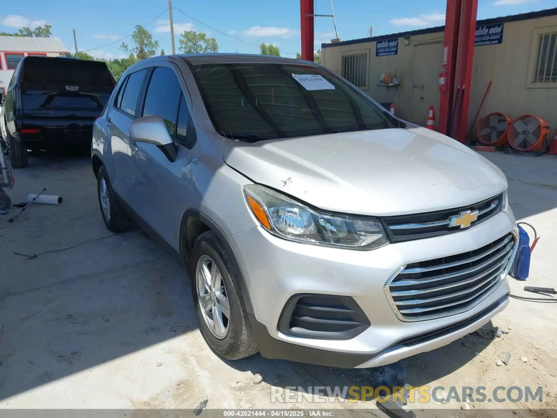1 fotografías del automóvil dañado 3GNCJKSB6LL213456 CHEVROLET TRAX 2020