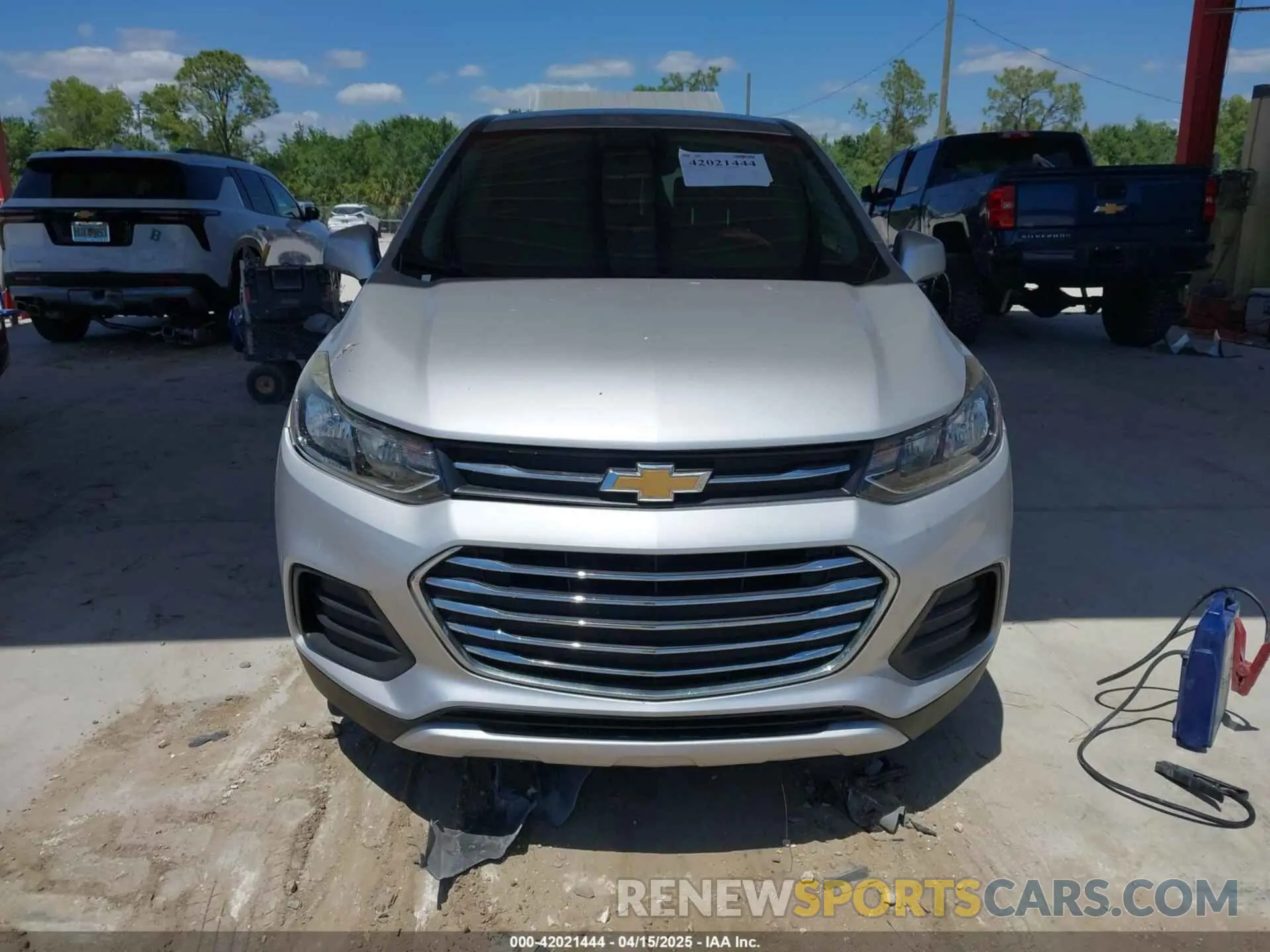 12 fotografías del automóvil dañado 3GNCJKSB6LL213456 CHEVROLET TRAX 2020