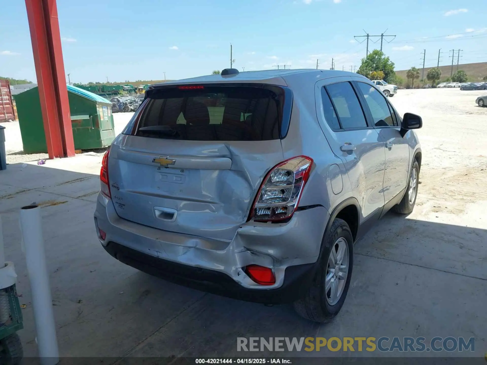 4 fotografías del automóvil dañado 3GNCJKSB6LL213456 CHEVROLET TRAX 2020