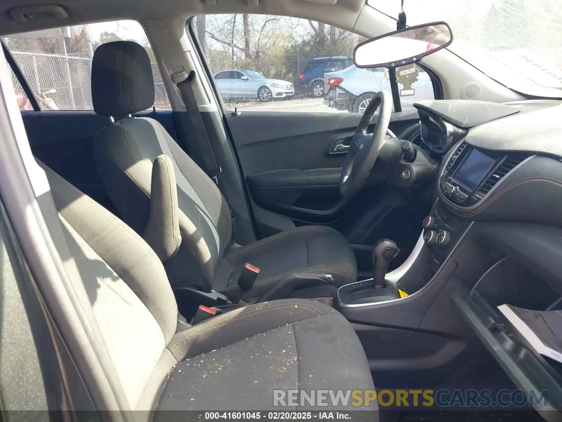 5 fotografías del automóvil dañado 3GNCJKSB7LL126262 CHEVROLET TRAX 2020
