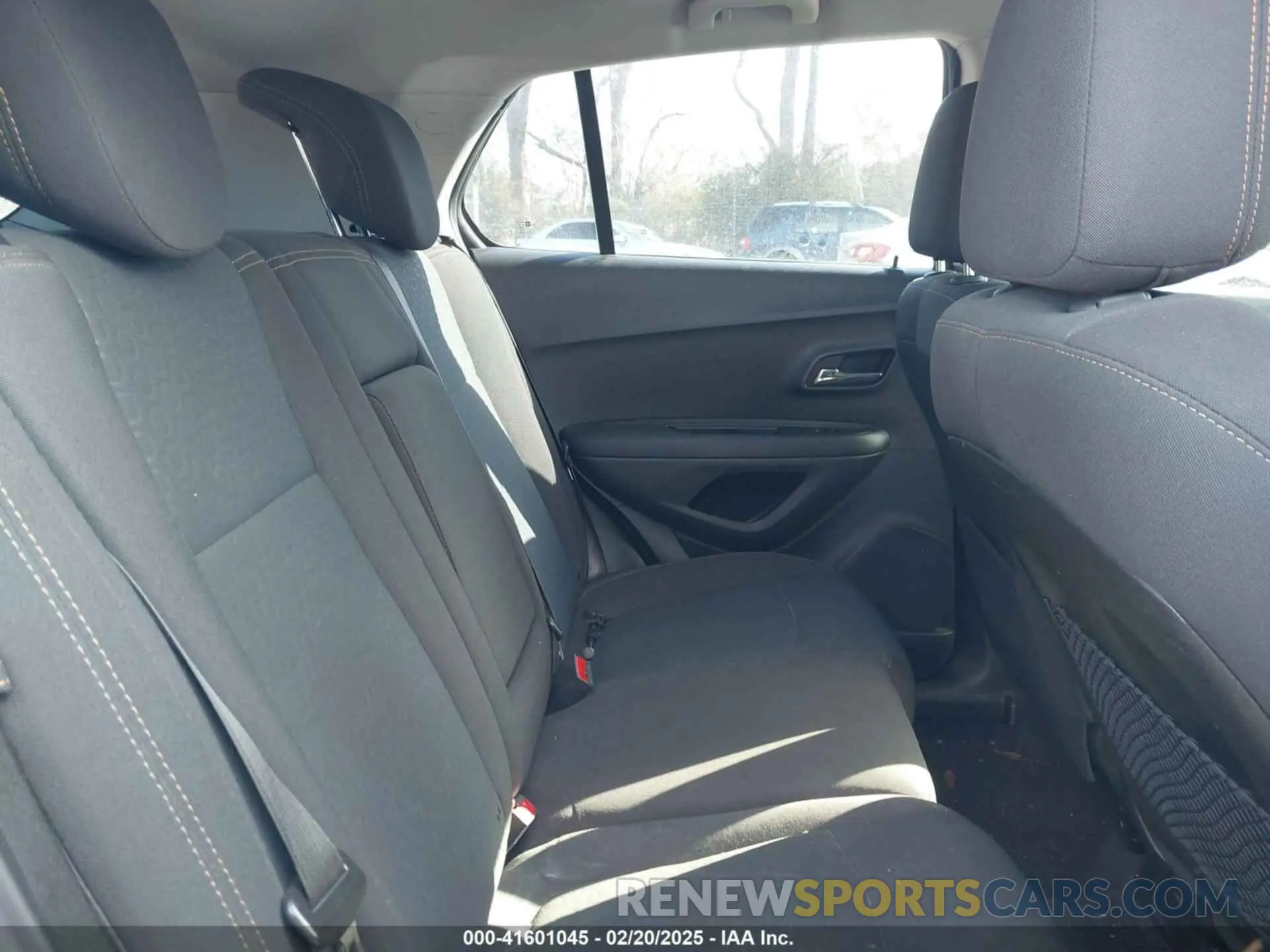 8 fotografías del automóvil dañado 3GNCJKSB7LL126262 CHEVROLET TRAX 2020