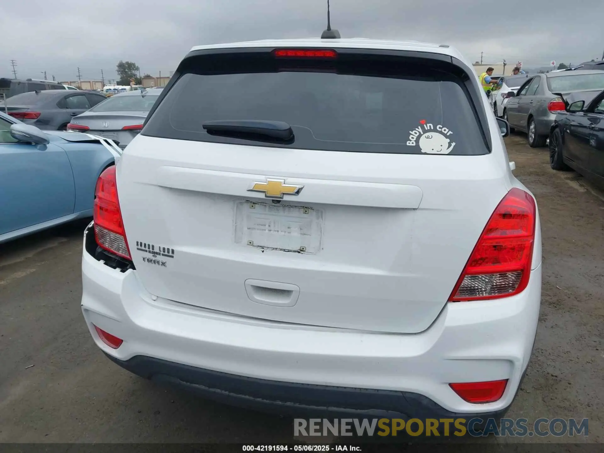 16 fotografías del automóvil dañado 3GNCJKSB7LL171573 CHEVROLET TRAX 2020