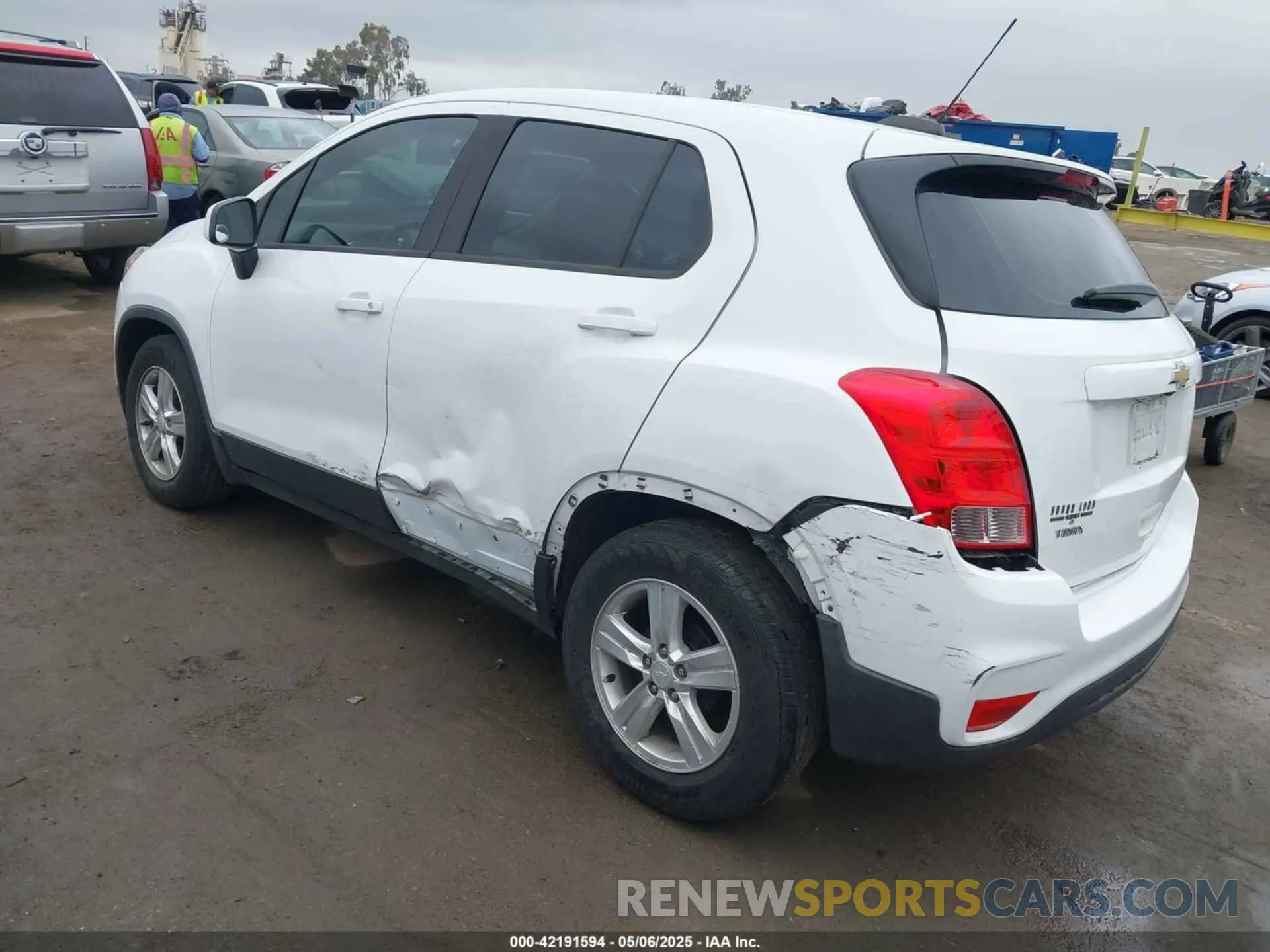3 fotografías del automóvil dañado 3GNCJKSB7LL171573 CHEVROLET TRAX 2020