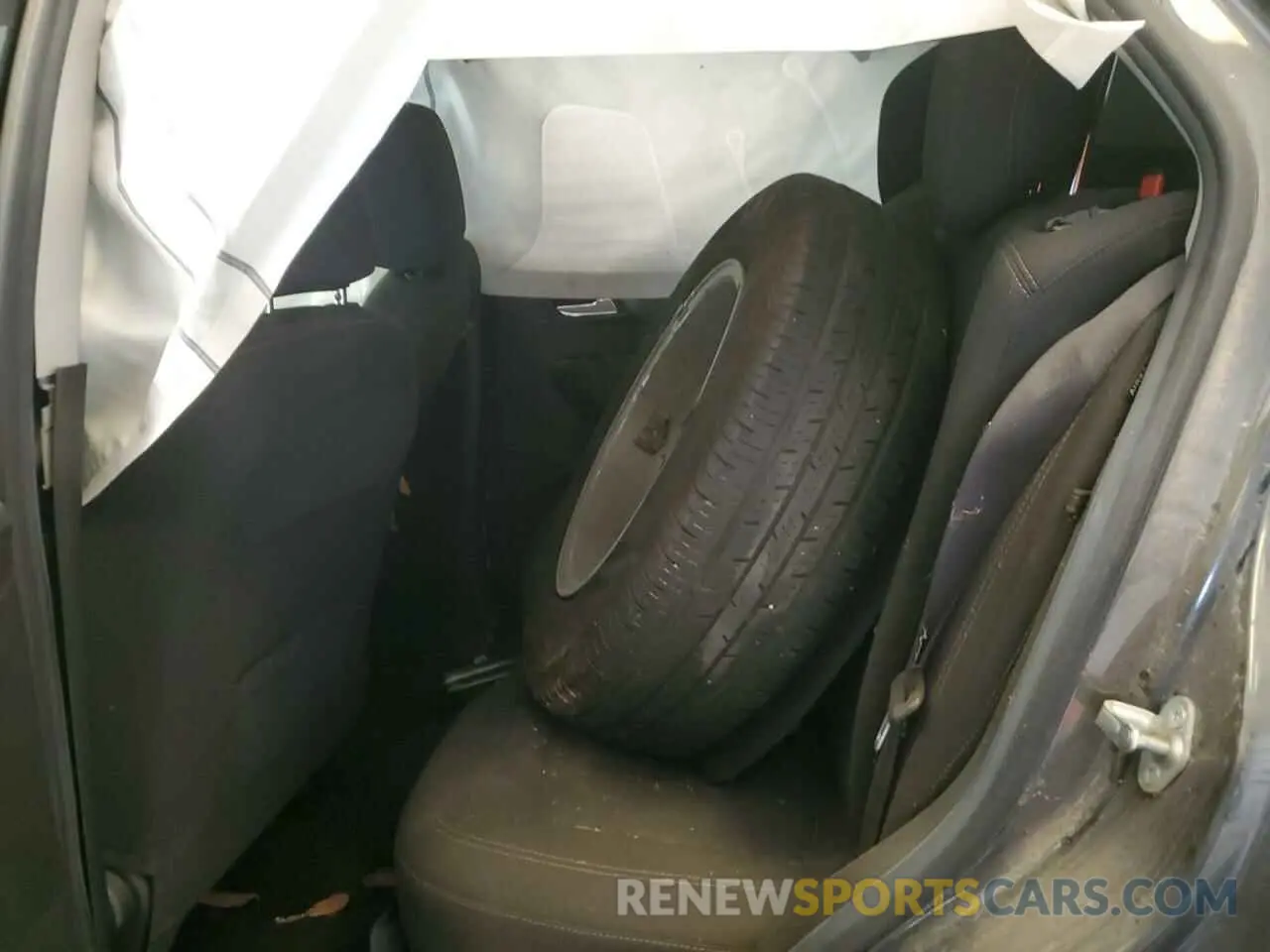 11 fotografías del automóvil dañado 3GNCJKSB7LL227642 CHEVROLET TRAX 2020