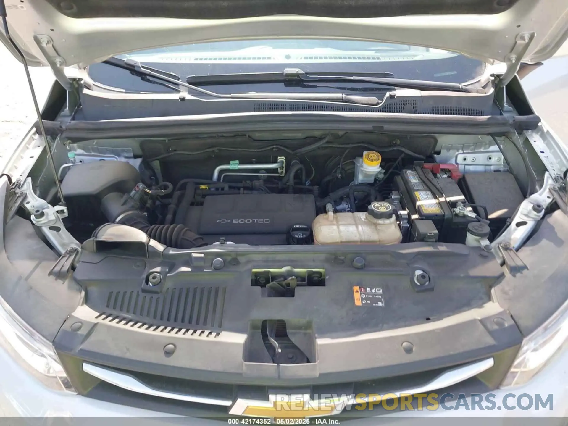 10 fotografías del automóvil dañado 3GNCJKSB7LL299358 CHEVROLET TRAX 2020
