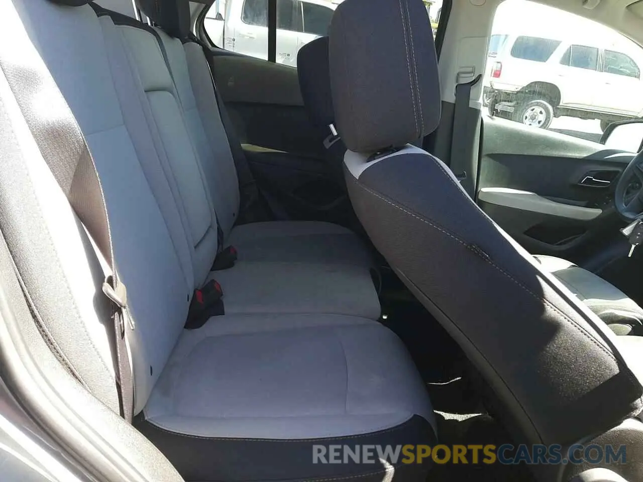 10 fotografías del automóvil dañado 3GNCJKSB8LL277322 CHEVROLET TRAX 2020