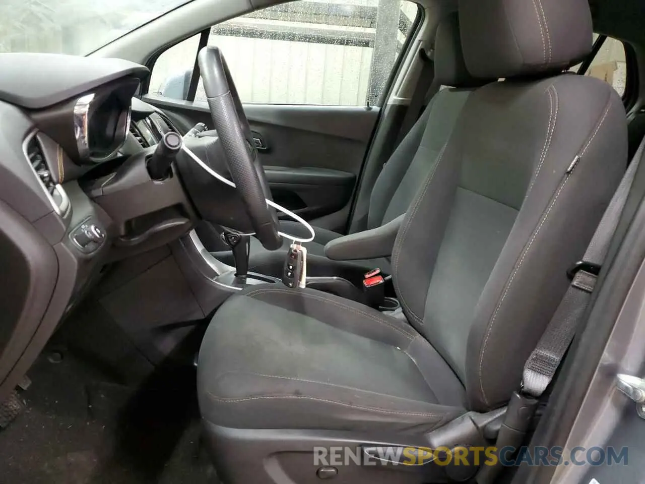 7 fotografías del automóvil dañado 3GNCJKSB9LL335003 CHEVROLET TRAX 2020