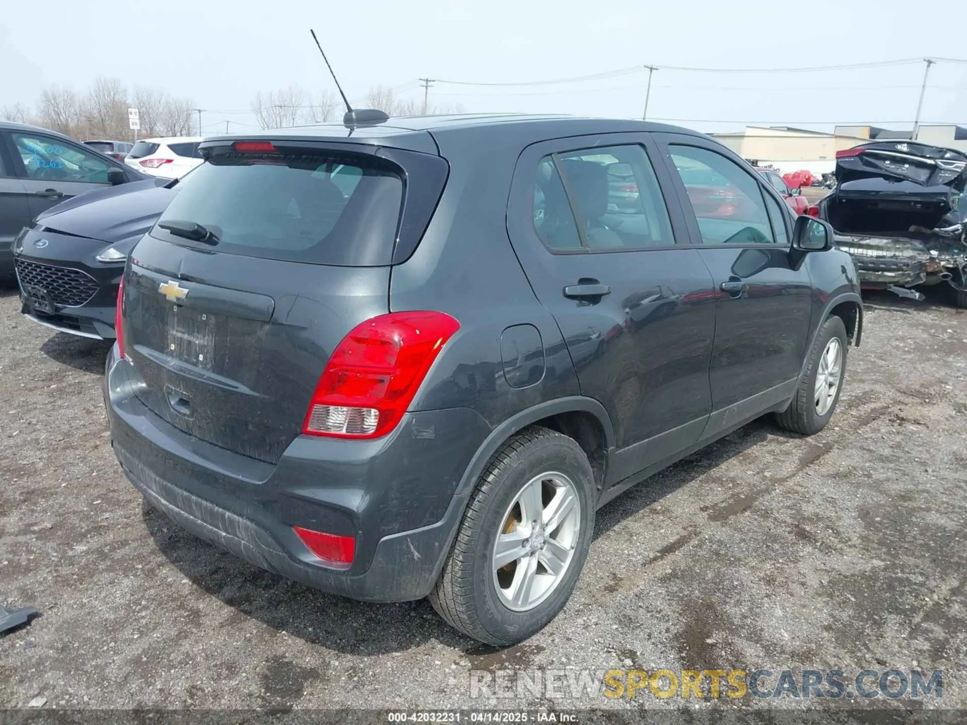 4 fotografías del automóvil dañado 3GNCJKSBXLL185161 CHEVROLET TRAX 2020