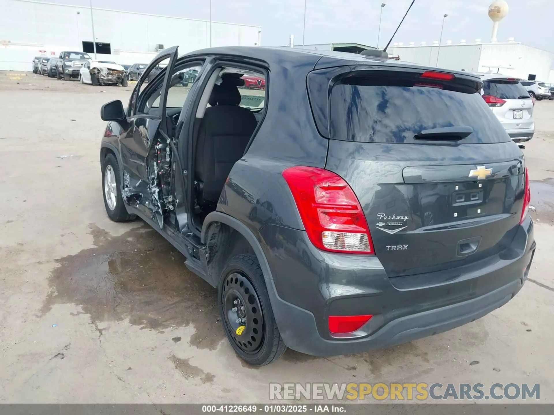 3 fotografías del automóvil dañado 3GNCJKSBXLL198895 CHEVROLET TRAX 2020