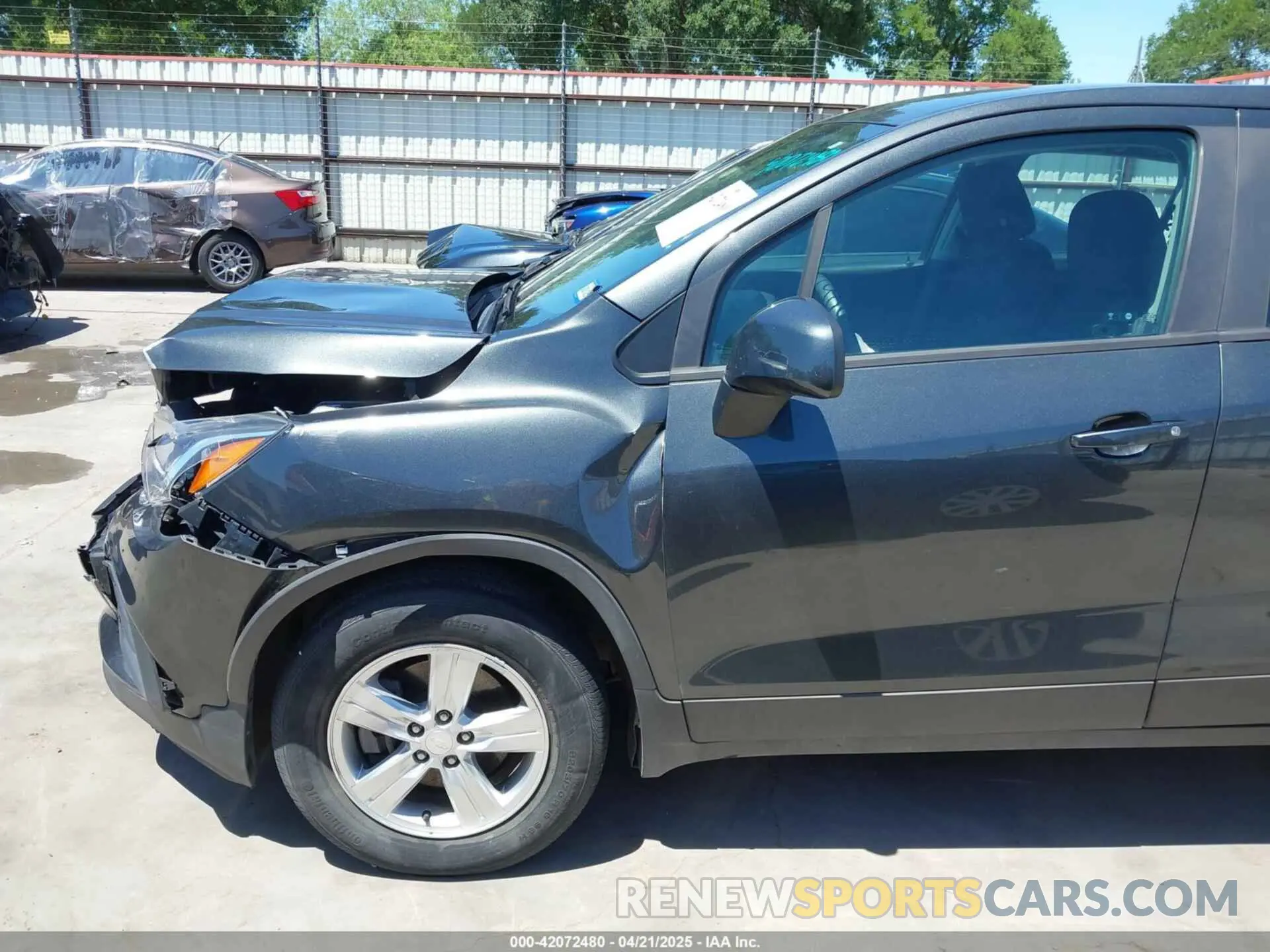19 fotografías del automóvil dañado 3GNCJKSBXLL222340 CHEVROLET TRAX 2020