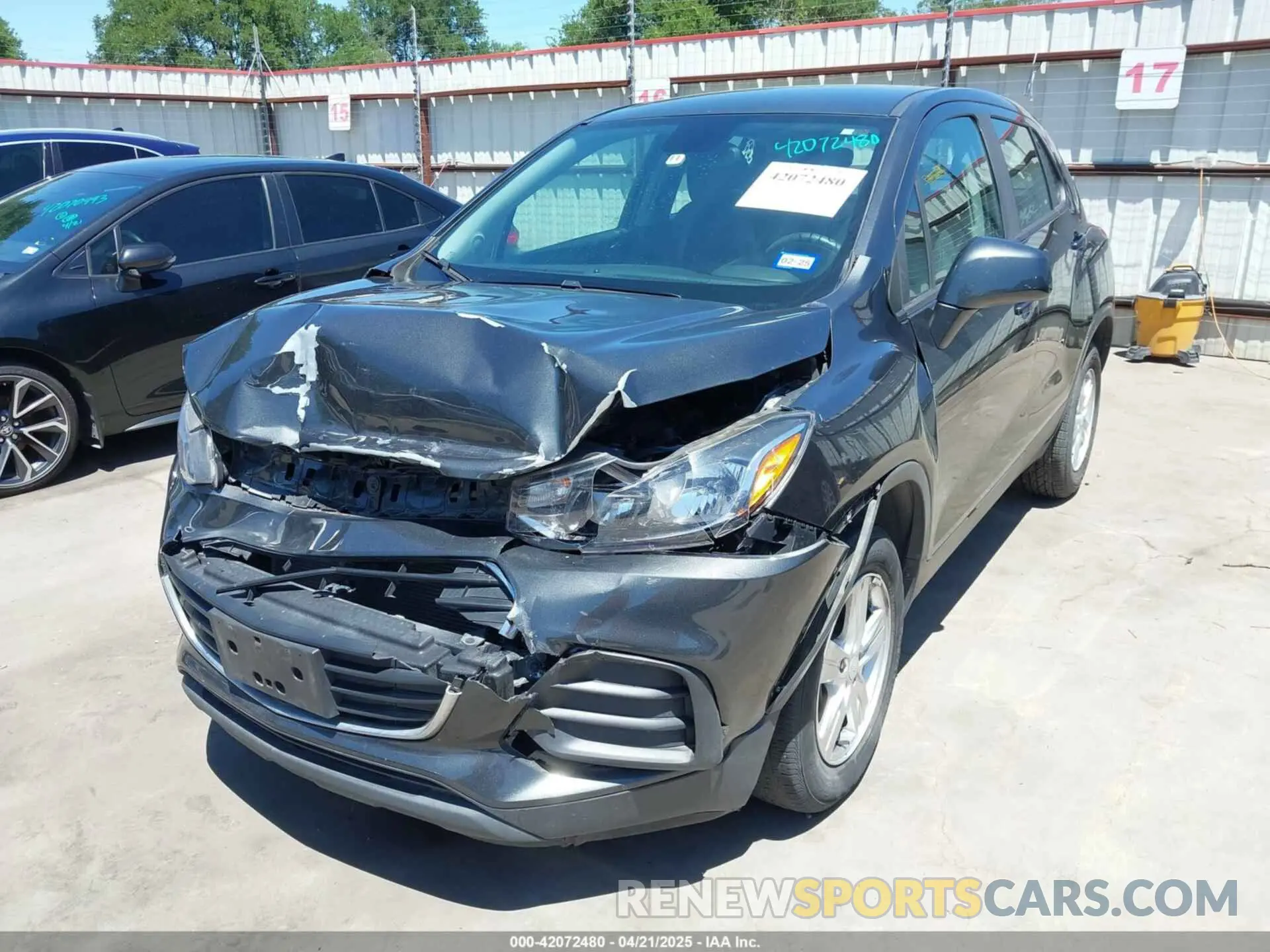 2 fotografías del automóvil dañado 3GNCJKSBXLL222340 CHEVROLET TRAX 2020