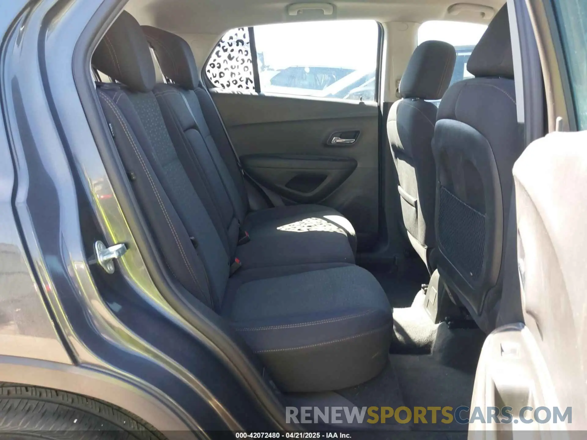 8 fotografías del automóvil dañado 3GNCJKSBXLL222340 CHEVROLET TRAX 2020