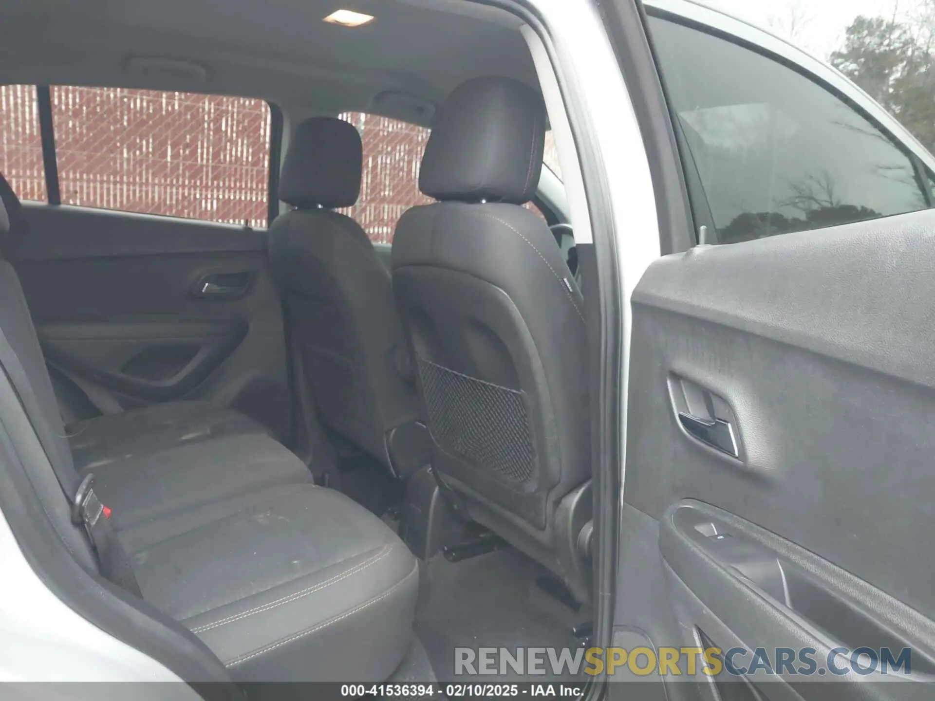 8 fotografías del automóvil dañado 3GNCJKSBXLL280867 CHEVROLET TRAX 2020