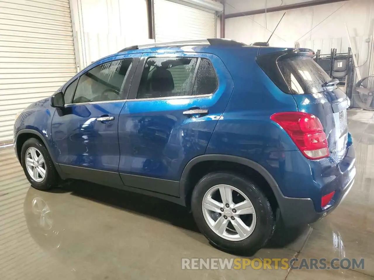 2 fotografías del automóvil dañado 3GNCJLSB1LL211586 CHEVROLET TRAX 2020