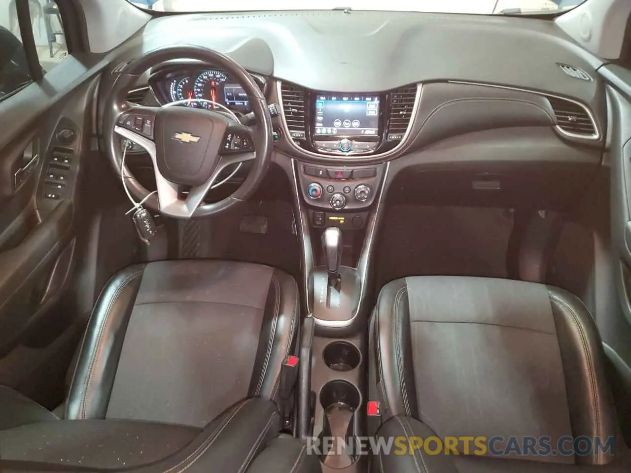 8 fotografías del automóvil dañado 3GNCJLSB1LL211586 CHEVROLET TRAX 2020