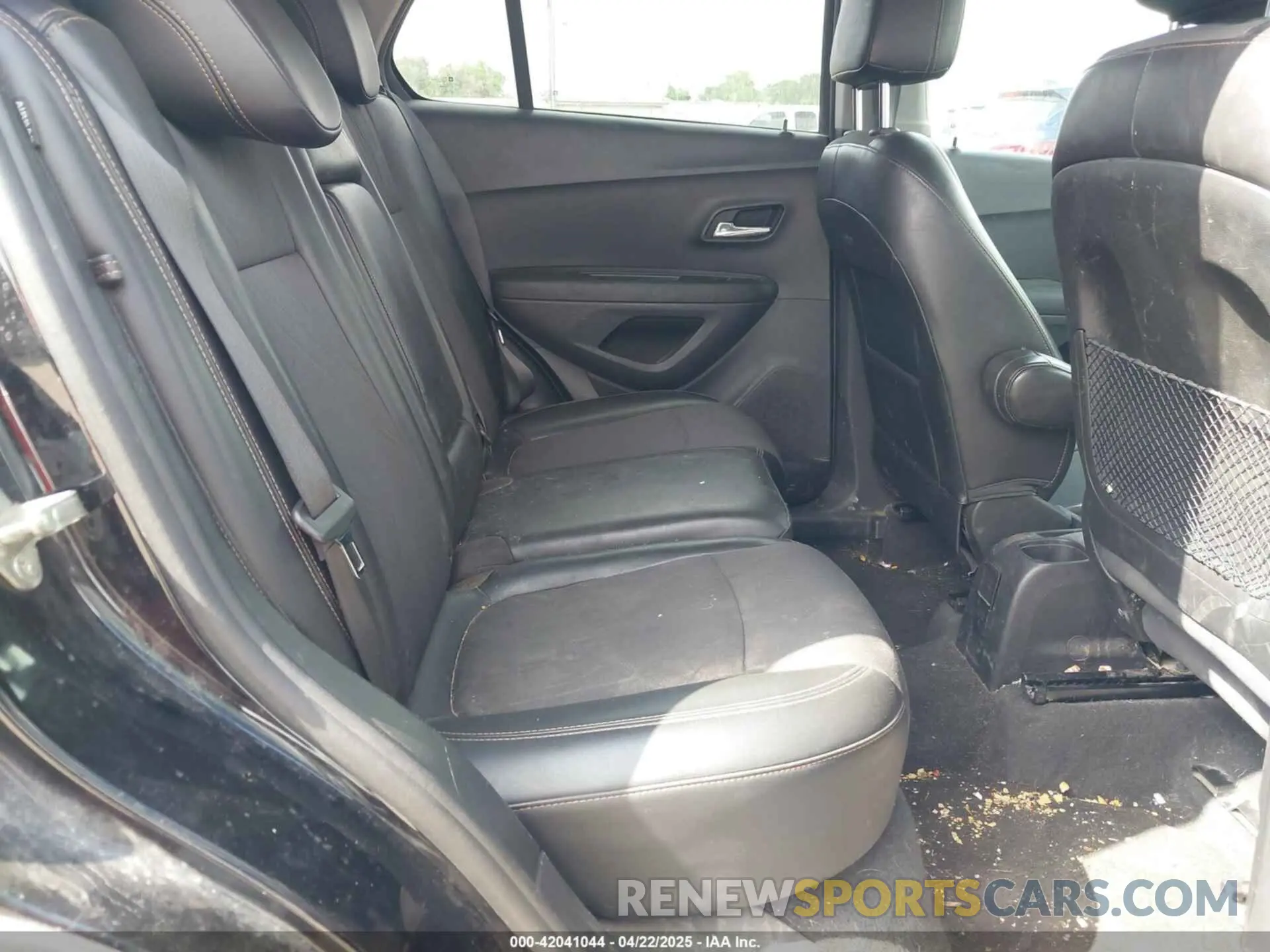 8 fotografías del automóvil dañado 3GNCJLSB1LL293934 CHEVROLET TRAX 2020