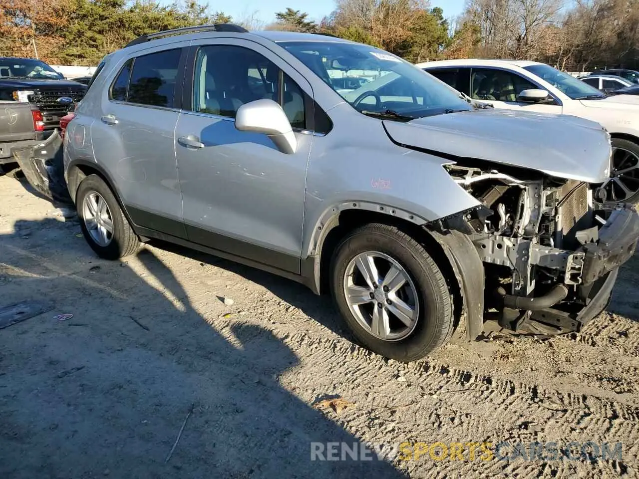 4 fotografías del automóvil dañado 3GNCJLSB1LL339956 CHEVROLET TRAX 2020
