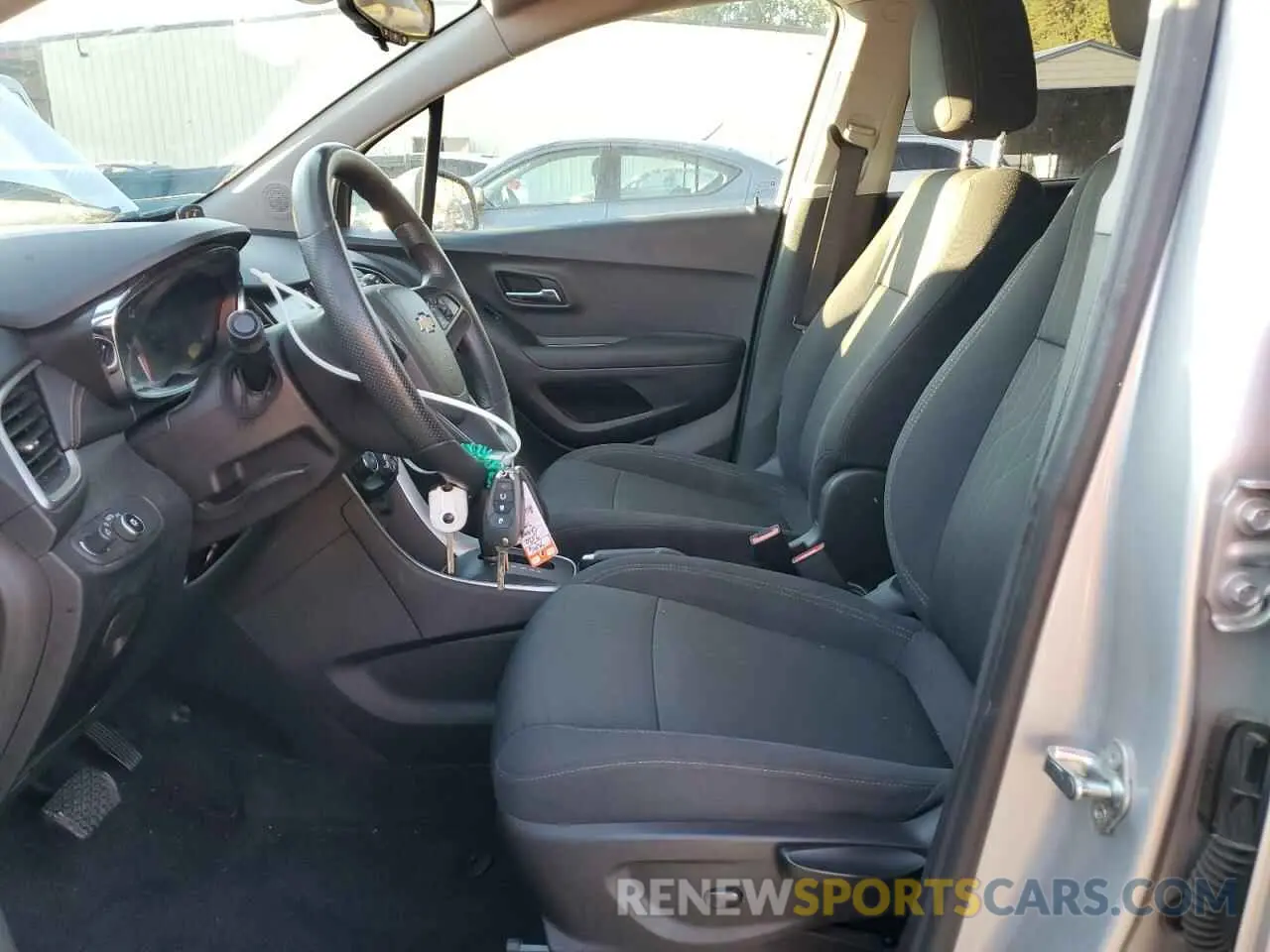 7 fotografías del automóvil dañado 3GNCJLSB1LL339956 CHEVROLET TRAX 2020