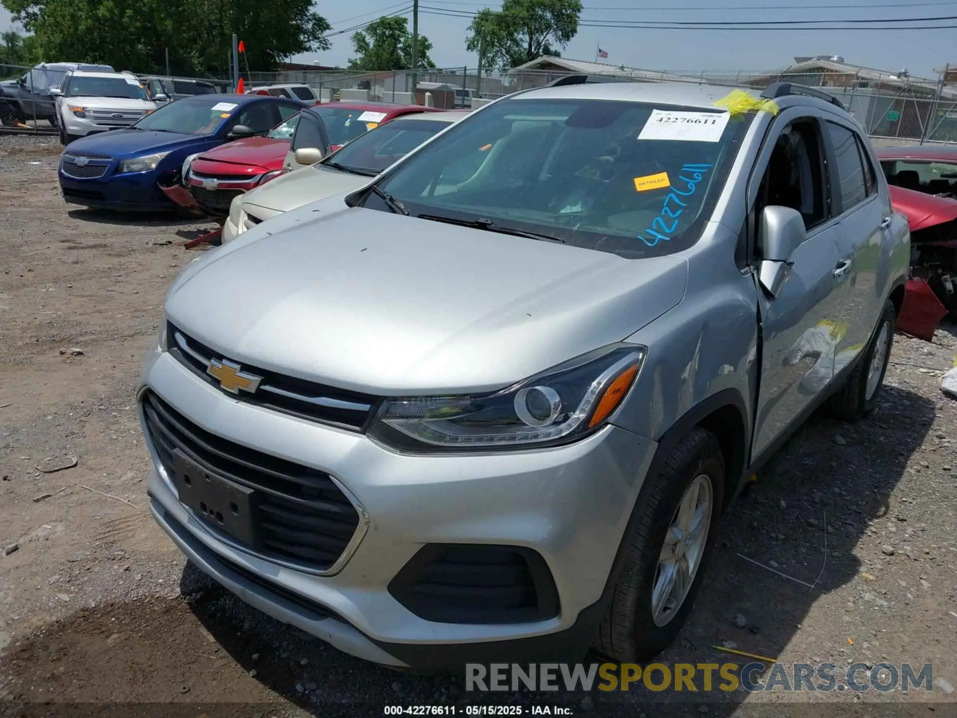 2 fotografías del automóvil dañado 3GNCJLSB4LL261950 CHEVROLET TRAX 2020