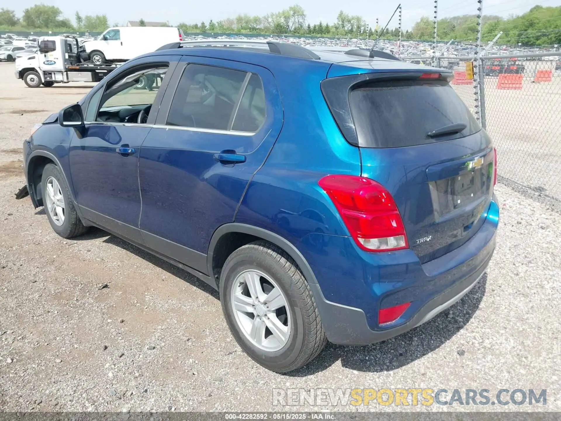 3 fotografías del automóvil dañado 3GNCJLSB5LL161632 CHEVROLET TRAX 2020