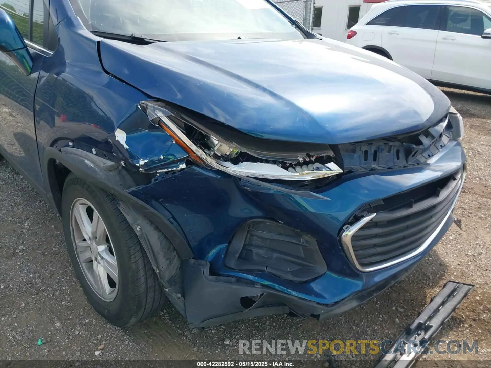 6 fotografías del automóvil dañado 3GNCJLSB5LL161632 CHEVROLET TRAX 2020