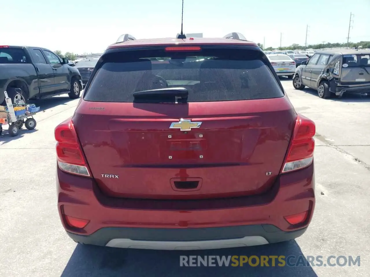 6 fotografías del automóvil dañado 3GNCJLSB5LL200039 CHEVROLET TRAX 2020