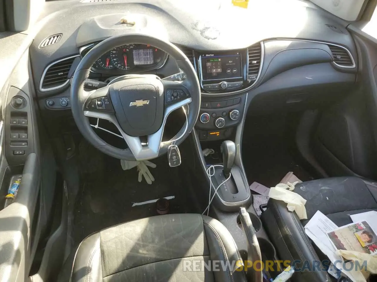 8 fotografías del automóvil dañado 3GNCJLSB5LL274576 CHEVROLET TRAX 2020