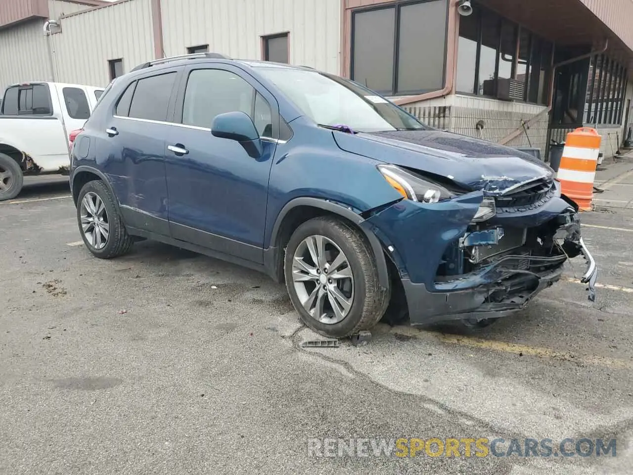 4 fotografías del automóvil dañado 3GNCJLSB6LL202043 CHEVROLET TRAX 2020