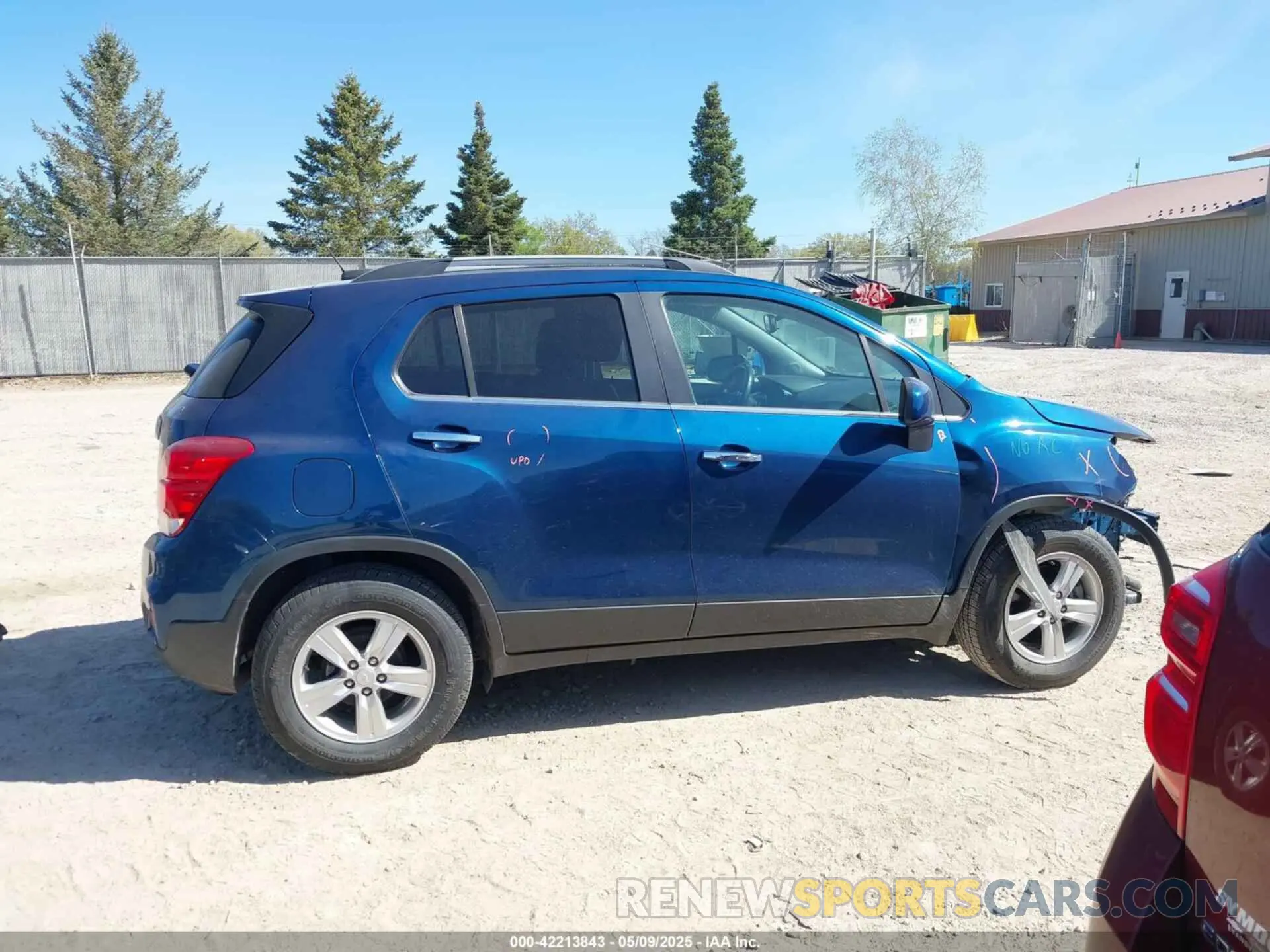 14 fotografías del automóvil dañado 3GNCJLSB6LL288423 CHEVROLET TRAX 2020